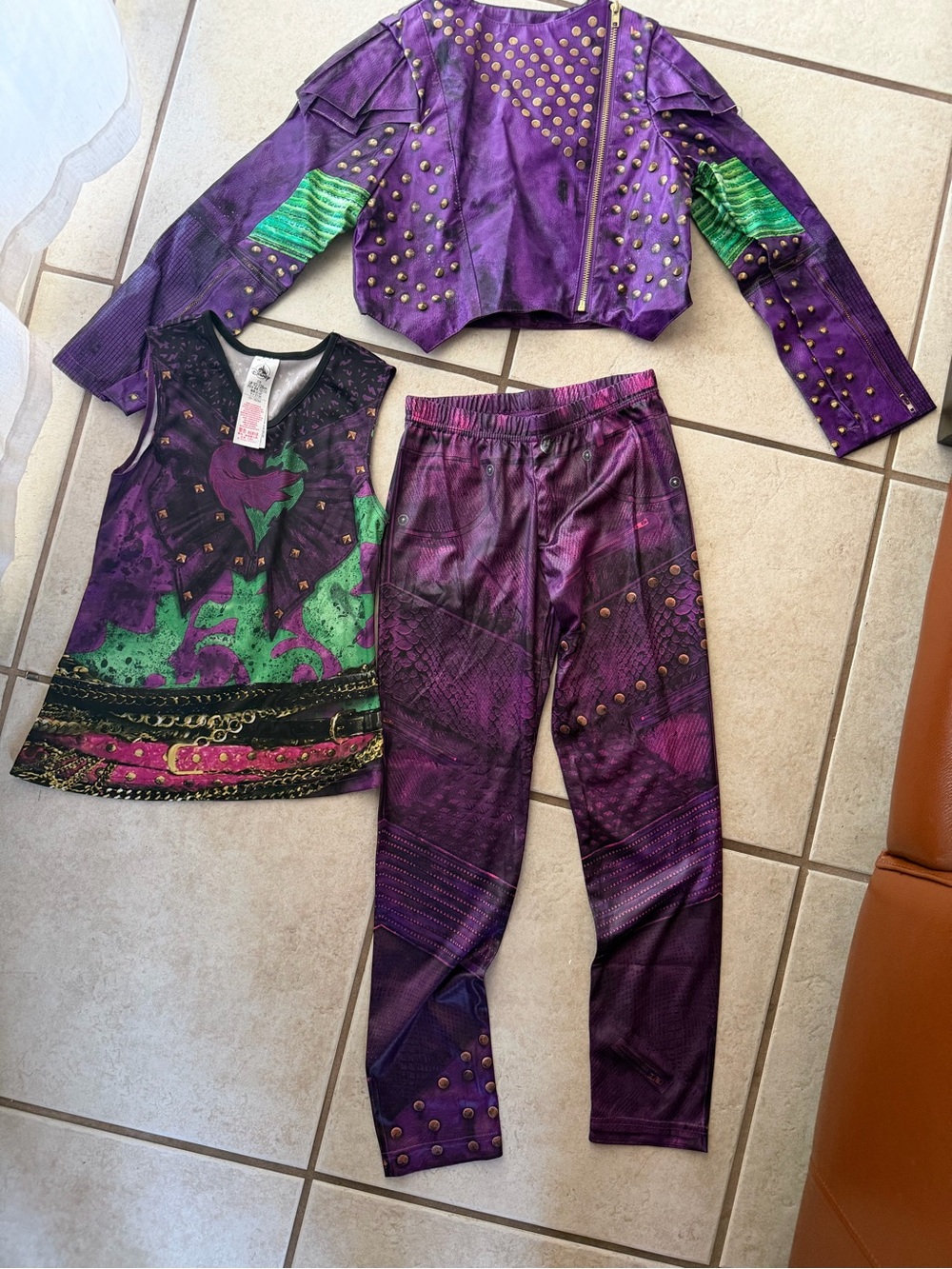 Authentic Disney Store Descendants 2 Mal Costume Kids Size 7/8 3pc Set Purple